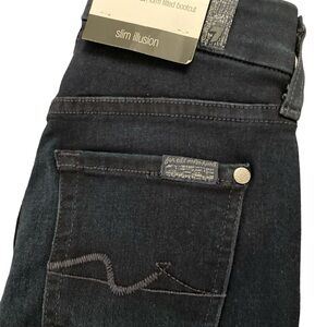 7 for all mankind Kimmie bootcut, Slum Illusion form fitted jeans, size 25